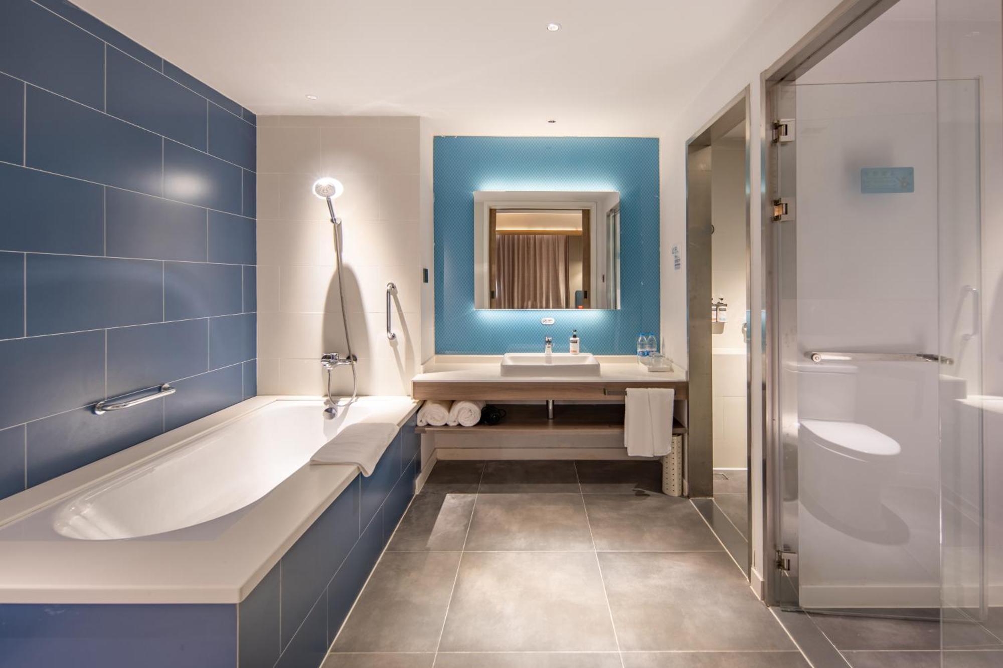 Holiday Inn Express Shanghai Jiading New City By Ihg Extérieur photo