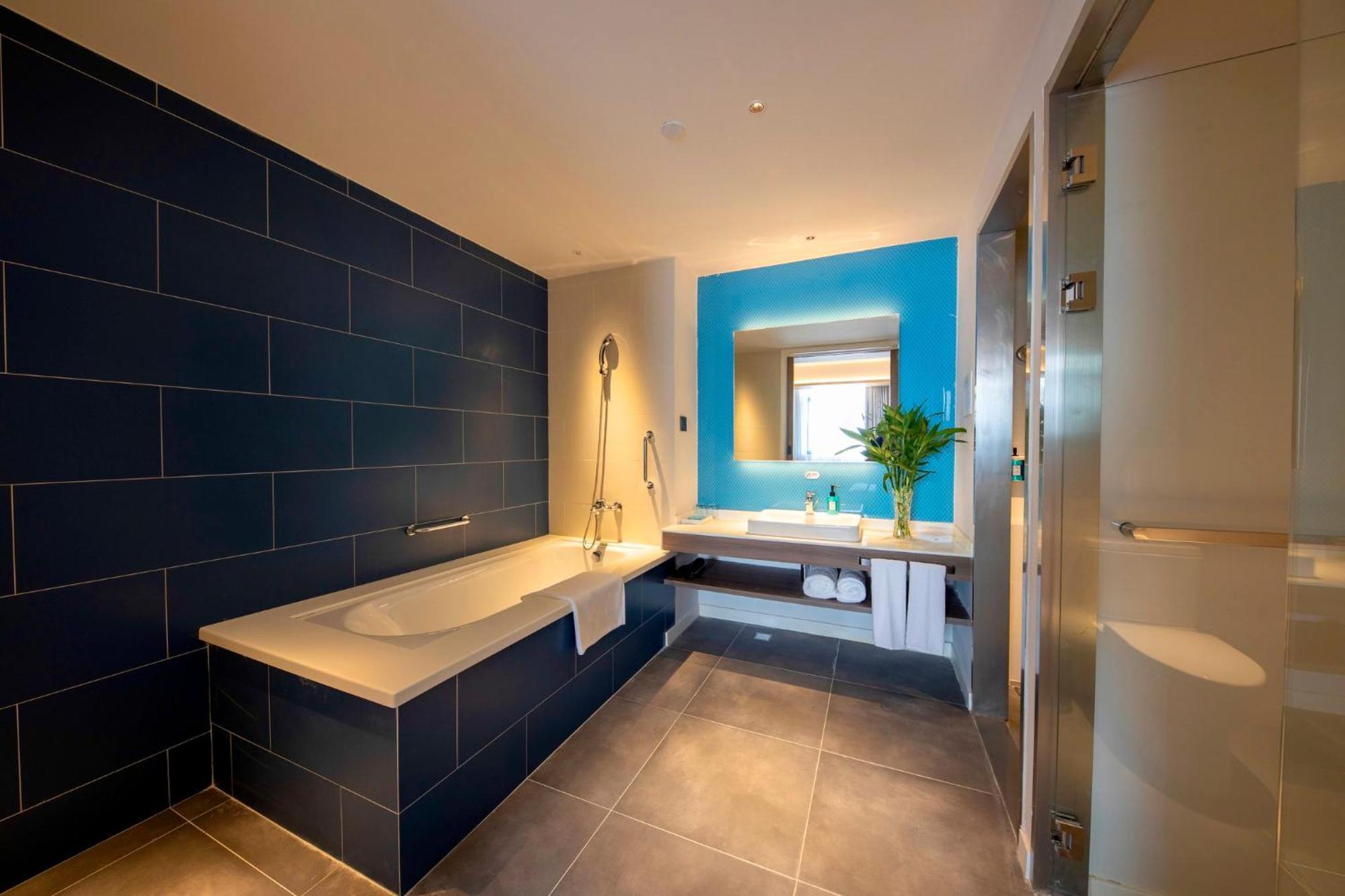 Holiday Inn Express Shanghai Jiading New City By Ihg Extérieur photo
