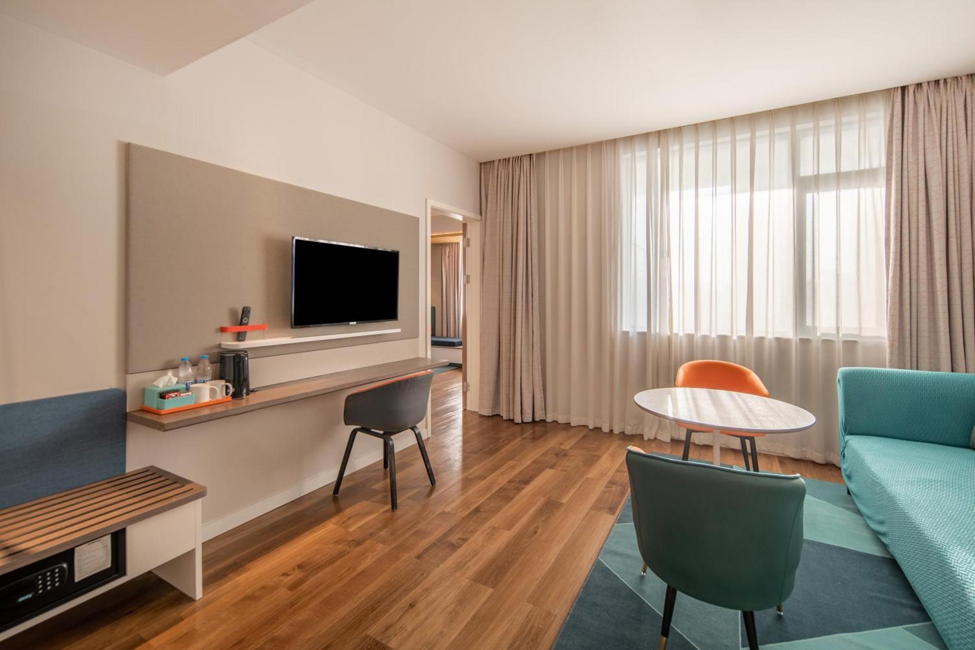 Holiday Inn Express Shanghai Jiading New City By Ihg Extérieur photo