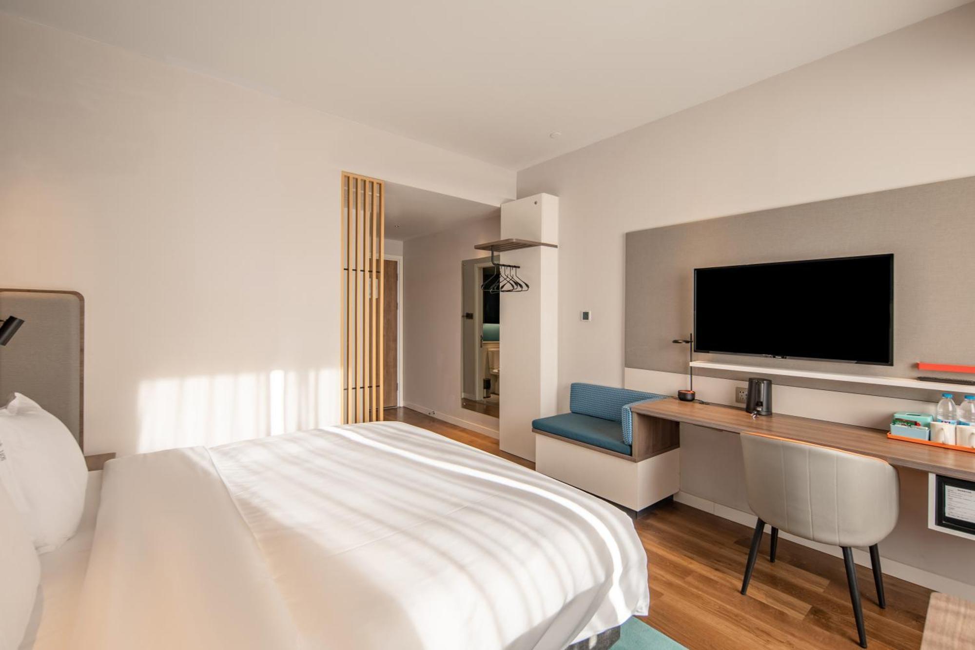 Holiday Inn Express Shanghai Jiading New City By Ihg Extérieur photo